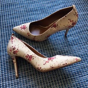 Coach Nude Floral Pump Heels NWOT